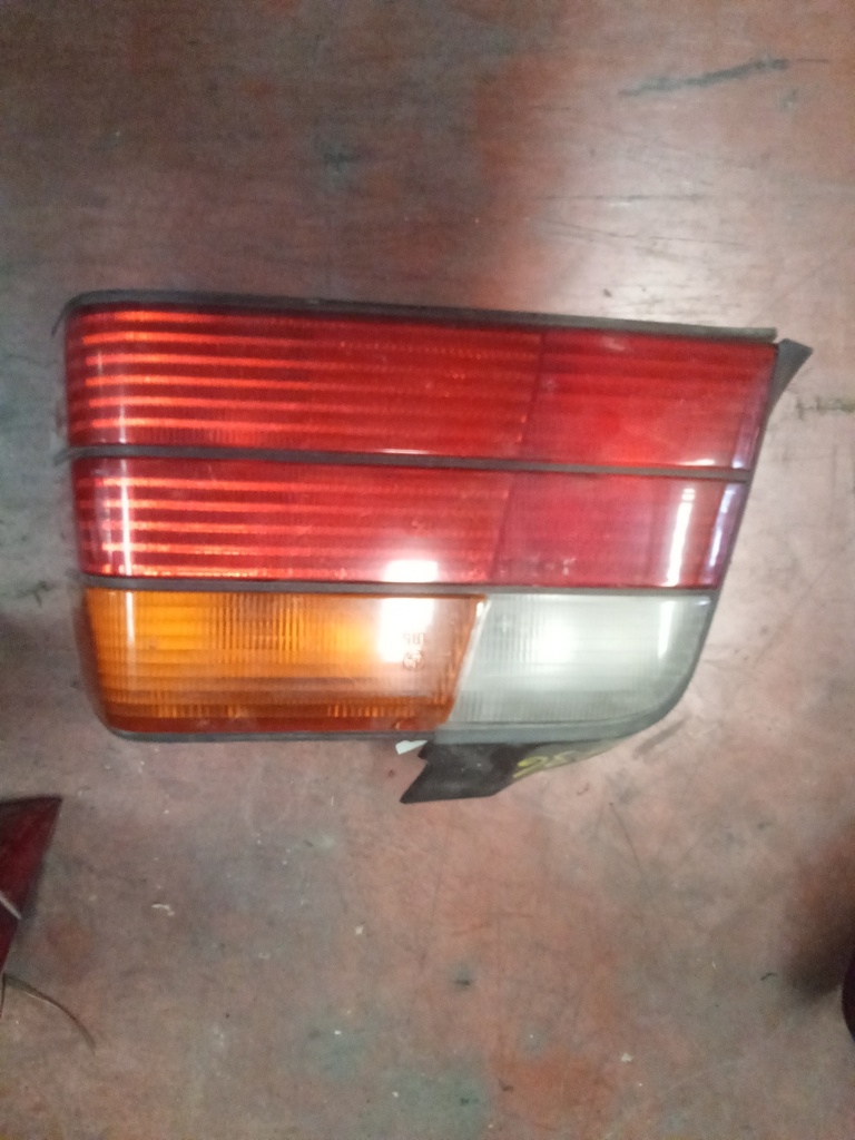 Piloto derecho BMW serie 3 E36