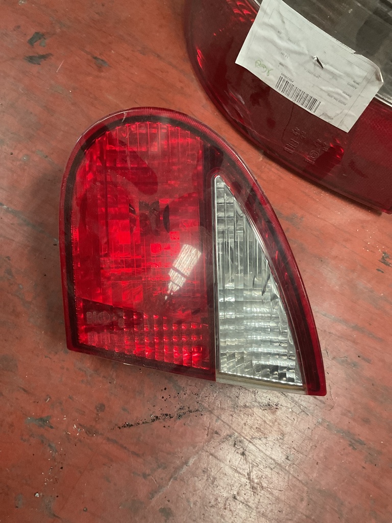 Piloto derecho interior daewoo lanos ‘98