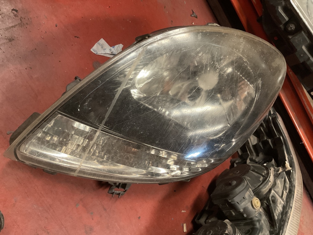 Faro derecho renault kangoo ‘97