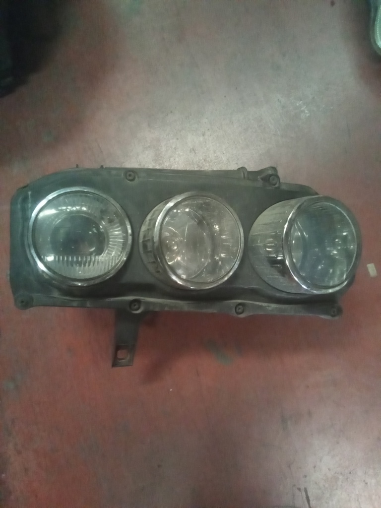Faro derecho alfa romeo 159 '06