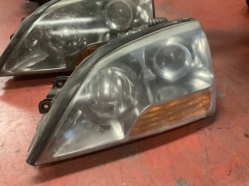 Faro izquierdo kia sorento ‘06