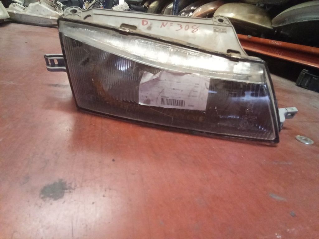 Faro derecho Daewoo nexia '97