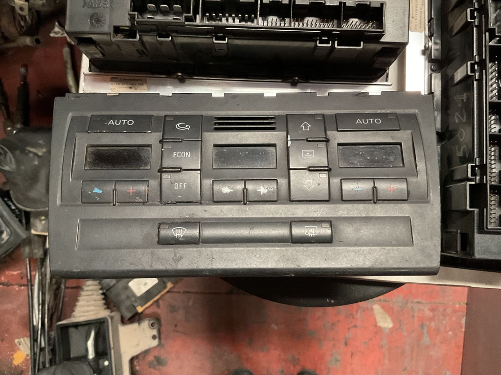 Mando aire acondicionado audi A4 ‘01