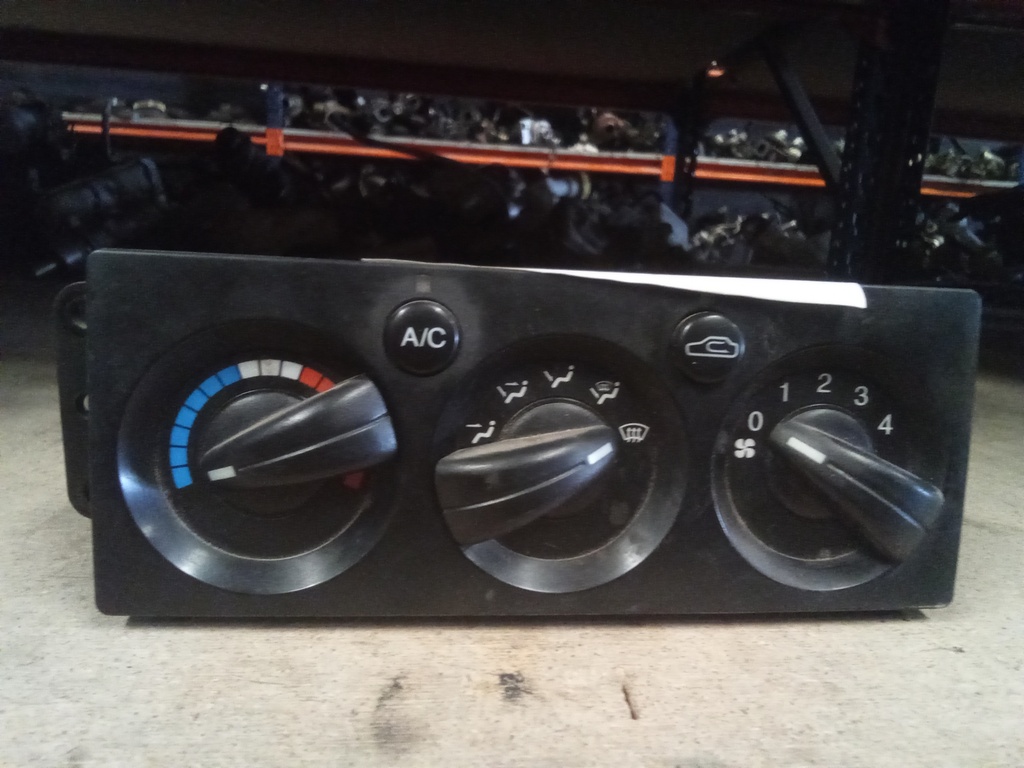 Mando aire acondicionado Daewoo nubira '99
