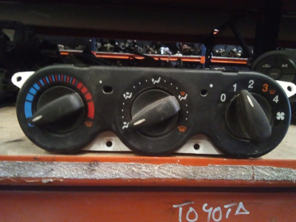 Mando aire acondicionado Ford tourneo '04