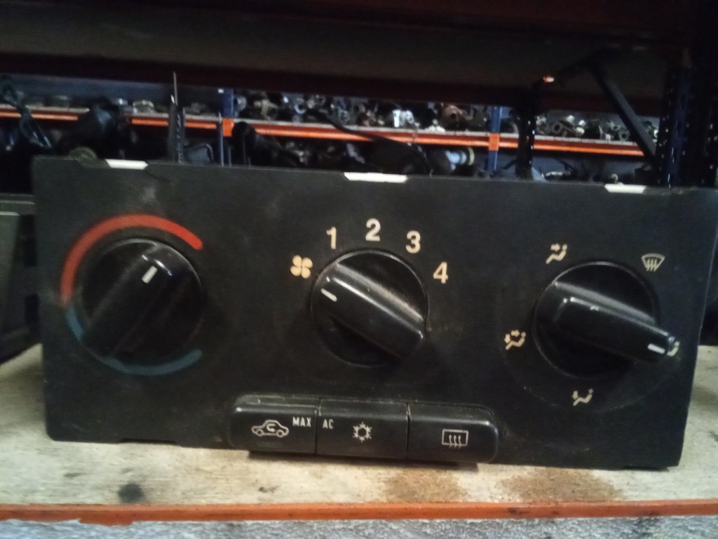 Mando aire acondicionado Opel Astra '00