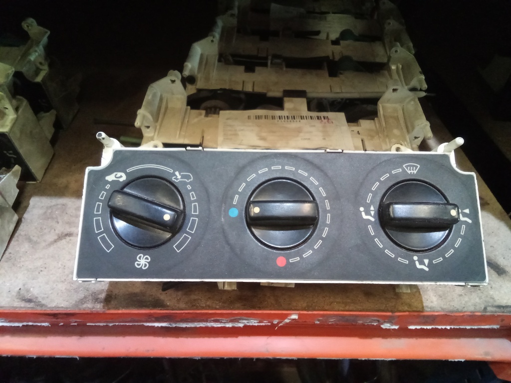 Mando aire acondicionado citroen Berlingo '97