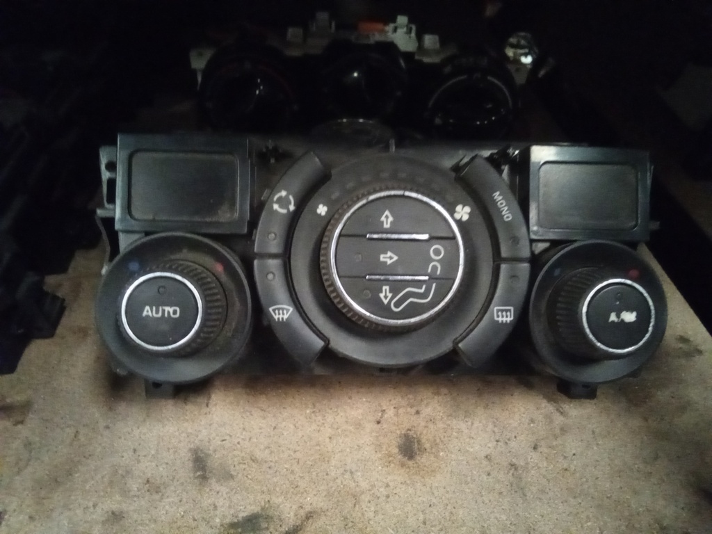 Mando climatizador Peugeot 308 '09
