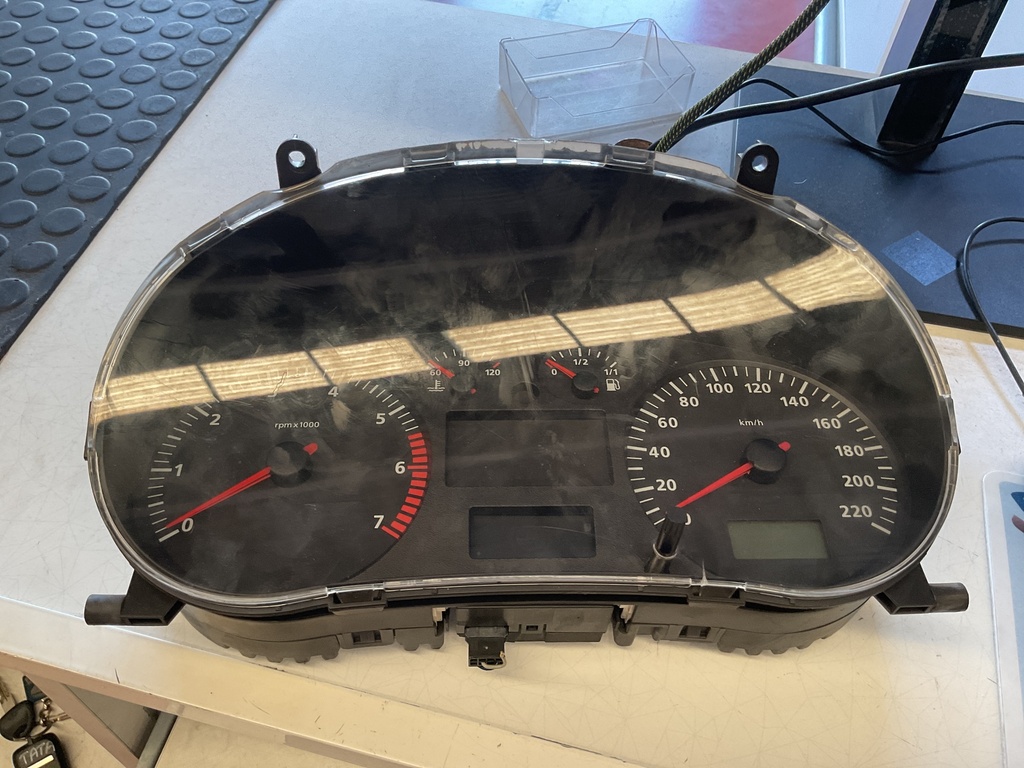 Cuadro instrumentos seat cordoba ‘02