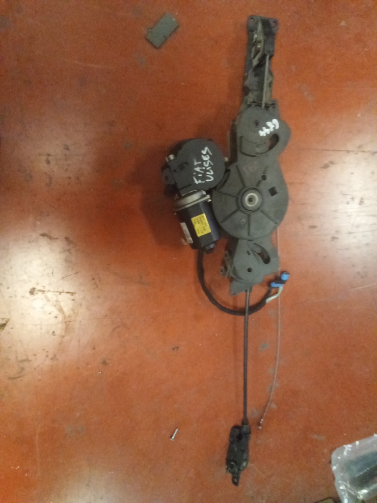 Motor cierre centralizado trasero derecho Fiat ulysse '07