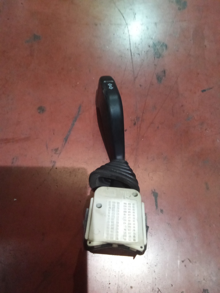 Mando de intermitentes opel Corsa c '04