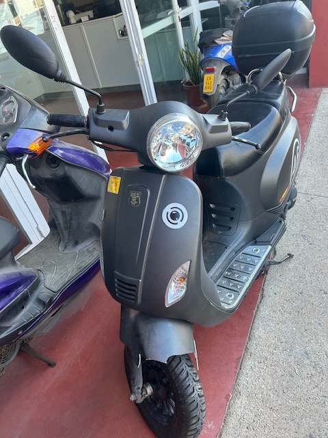 0236 GOES ZNAU 125cc 2018