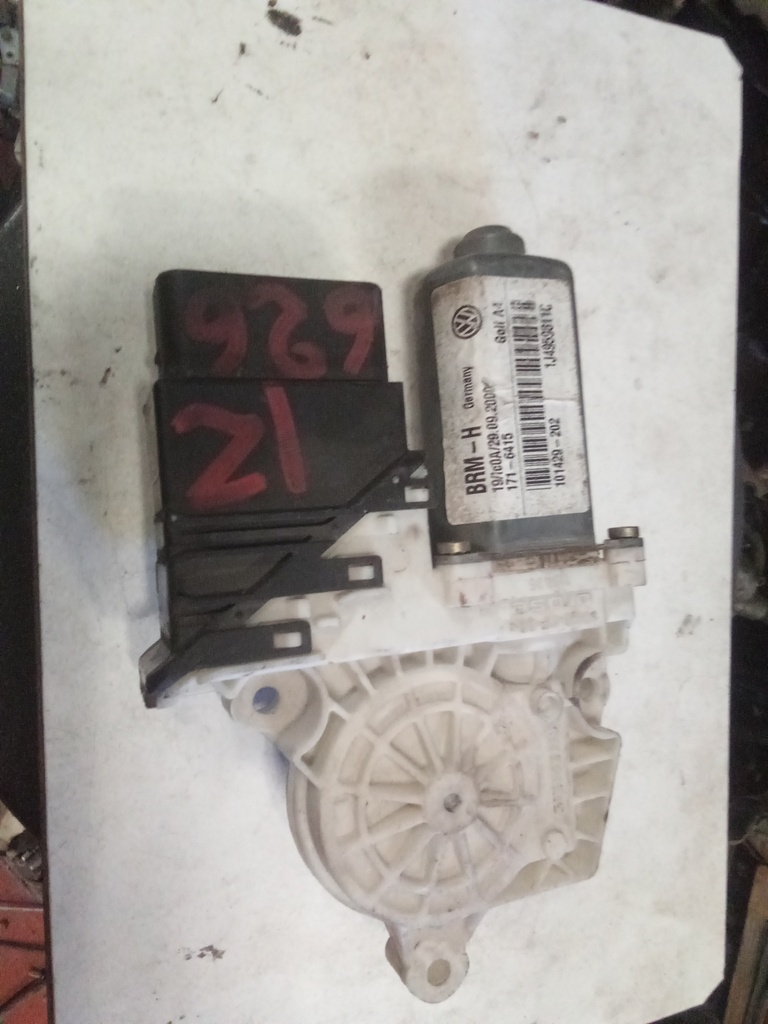 Motor elevalunas trasero izquierdo Volkswagen golf '00