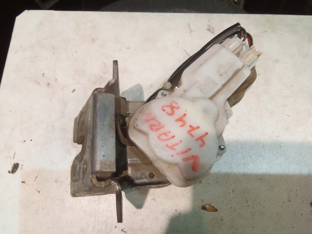 Cerradura maletero Suzuki vitara '14