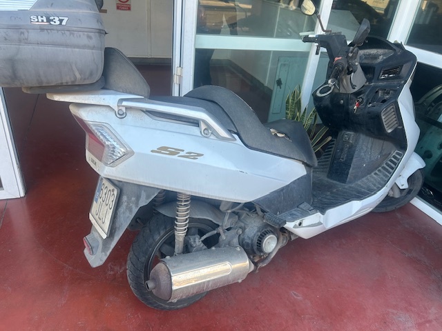 0305 DAELIM S2 125CC 2015