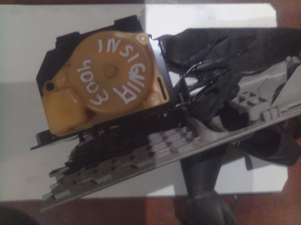 Cinturon delantero izquierdo opel insignia '17