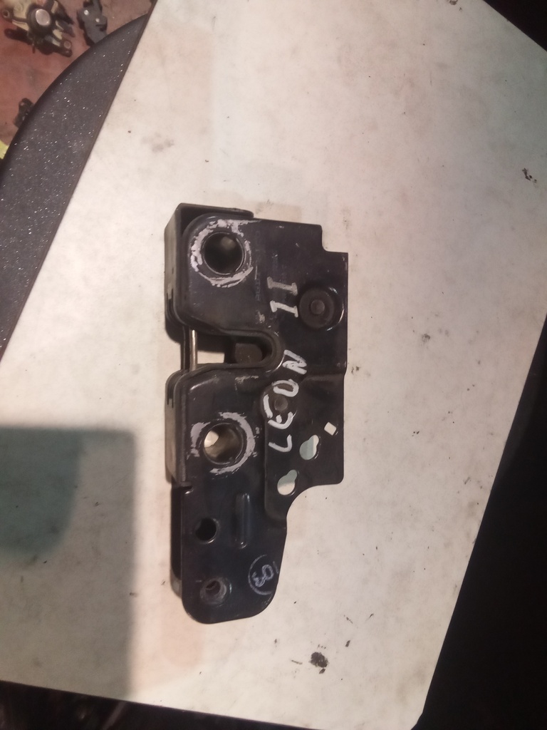 Cerradura capo seat león II ''08