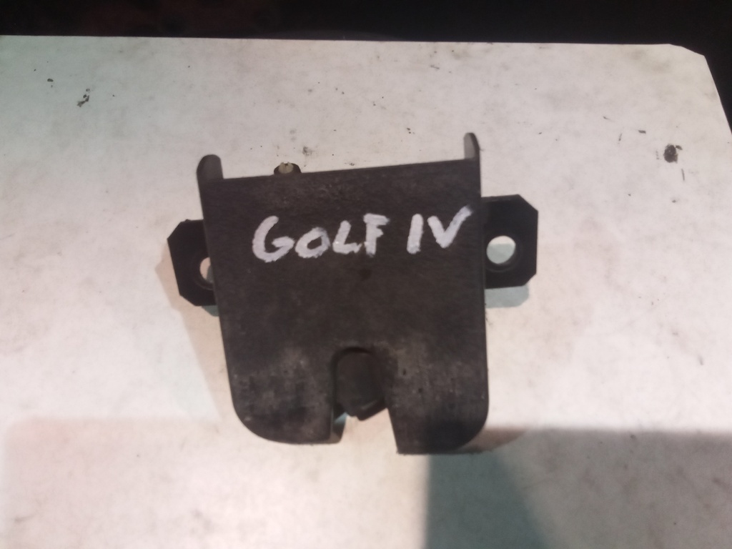 Cerradura maletero Volkswagen golf IV '98