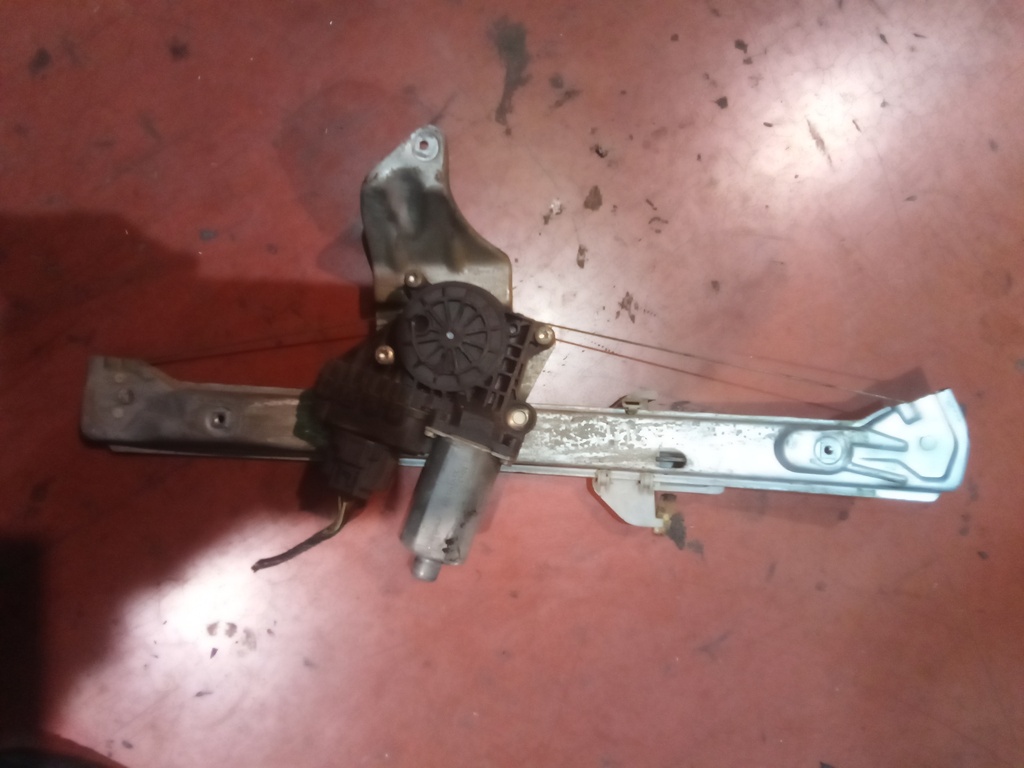 Elevalunas trasero derecho jaguar x-type '04