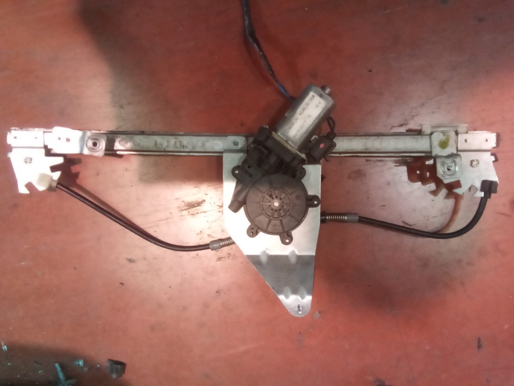 Elevalunas delantero derecho citroen xantia '98