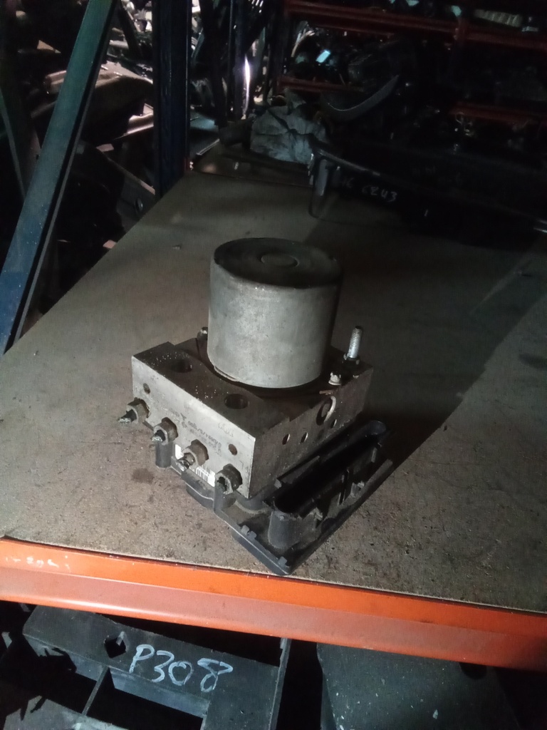 Módulo abs Mitsubishi colt