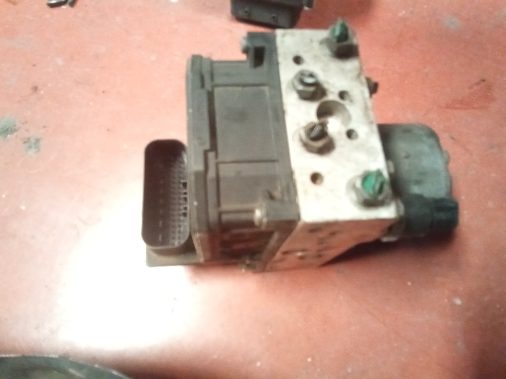 Módulo ABS citroen c8 '04