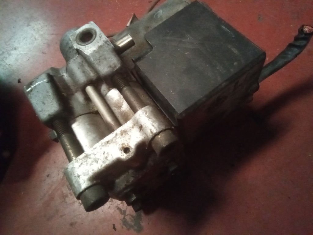 Módulo ABS audi 80 '94