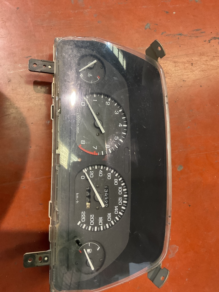 Cuadro instrumentos rover 200 año 97