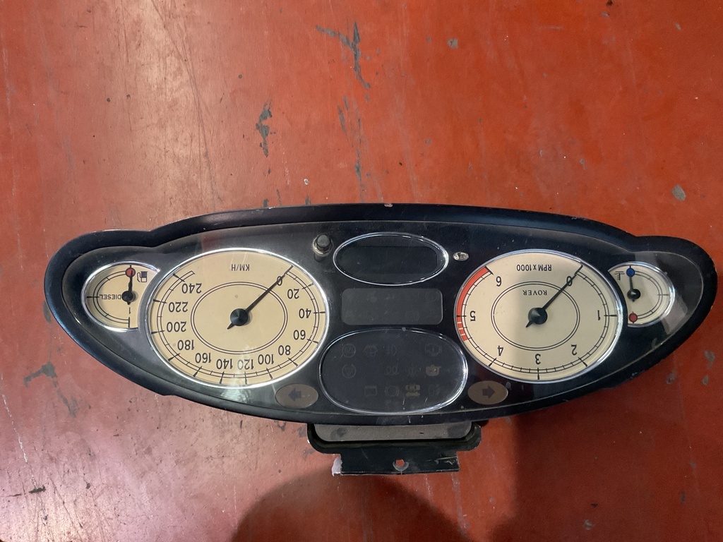 Cuadro instrumentos rover 75 año 2000