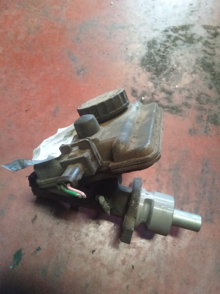 Bomba de freno Peugeot 106 1.1i '96
