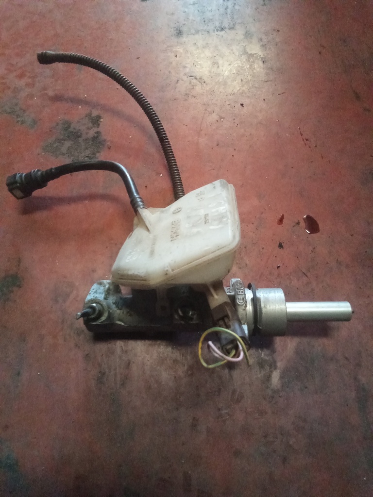 Bomba de freno Peugeot 307 2.0 hdi '01