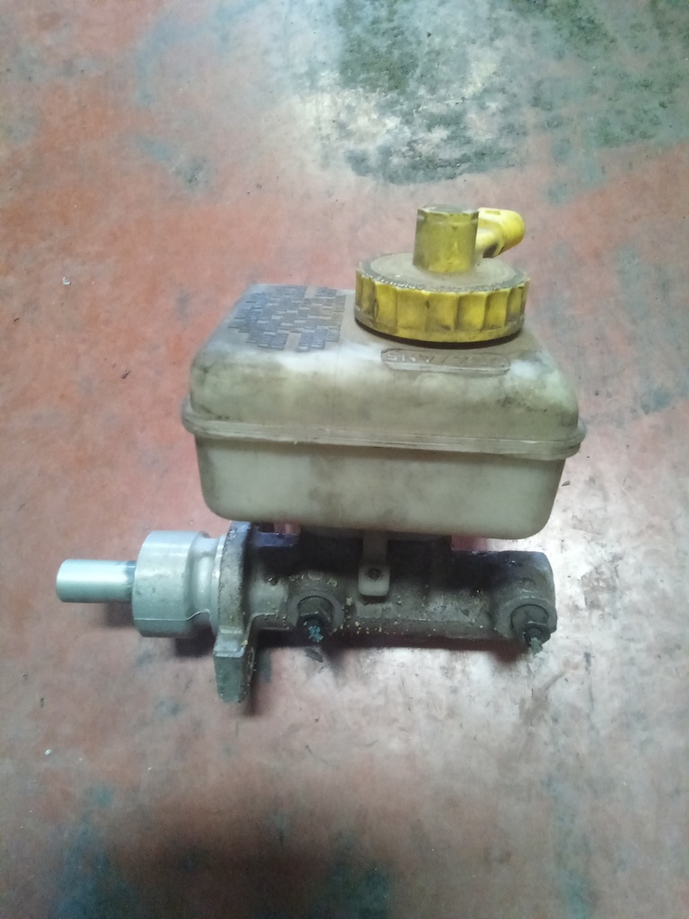 Bomba de freno skoda octavia 1.9 tdi '00