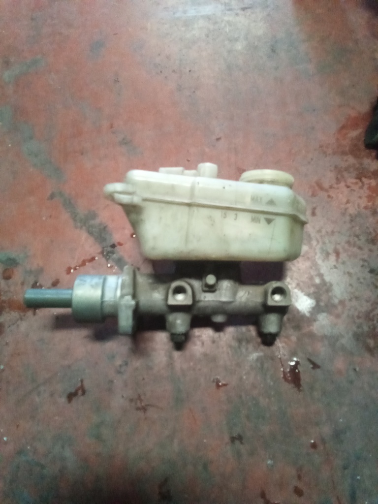 Bomba de freno skoda fabia 1.9 tdi '03