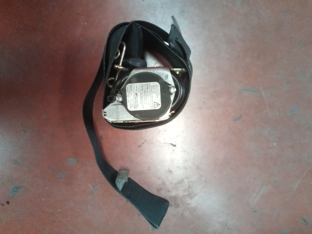 Cinturon delantero derecho 3p ford fiesta '07