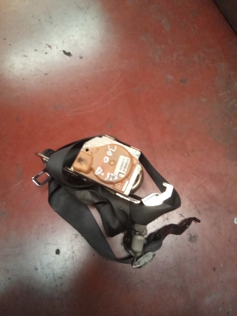 Cinturon delantero derecho chrysler 300