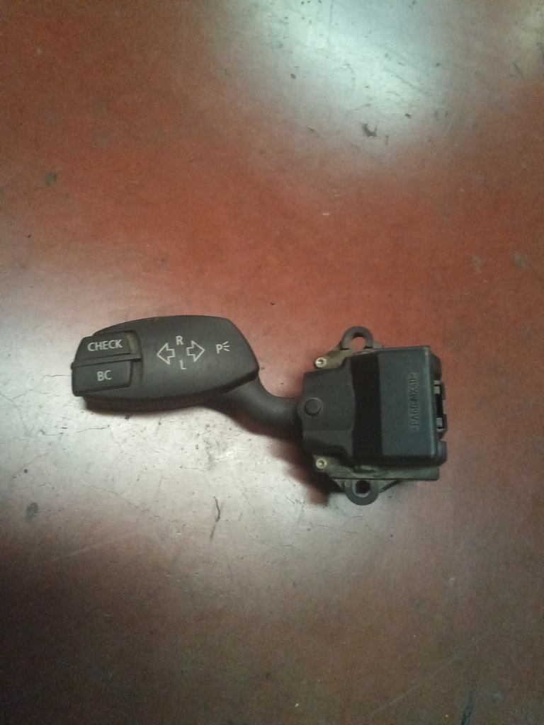 Mando de intermitentes BMW e60 '04