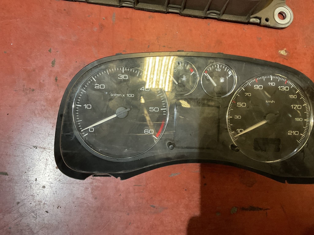 Cuadro instrumentos peugeot 307 año 2006