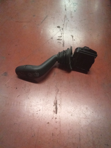 [44194526-018] Mando de limpiaparabrisas skoda felicia '99