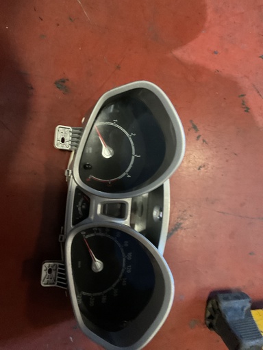 [8A6F10894CA] Cuadro instrumentos ford fiesta 2010