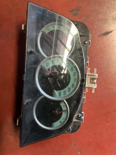 [M4838000F040] Cuadro instrumentos toyota corrolla 02