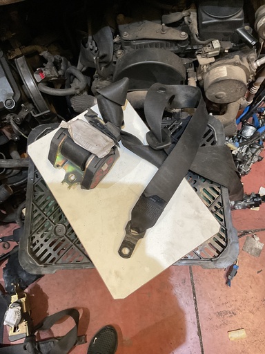 Cinturón seg. del. derecha BMW e36 5p ‘97