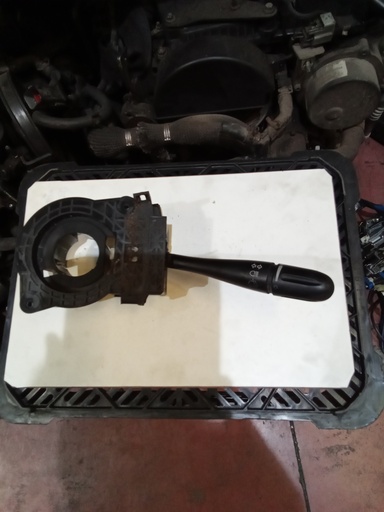 [SIN REFERENCIA] Mando de luces chrysler voyager '97