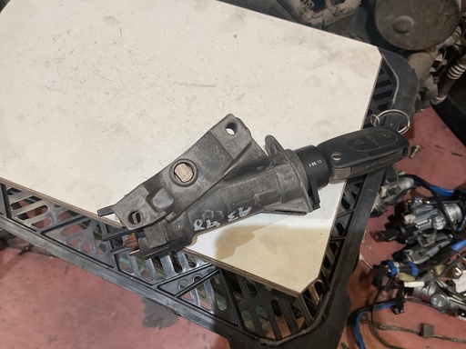 [4B0905851C] Conmutador de arranque audi a3'98