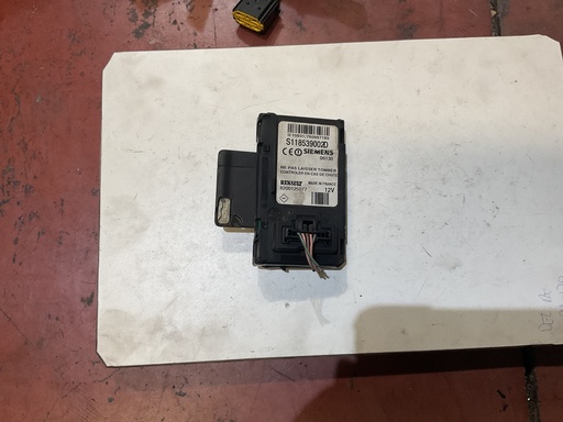 [S118539002D] Conmutador de arranque renault megane'04