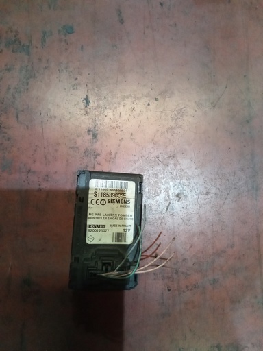 [S118539002E] Conmutador de arranque renault megane '04