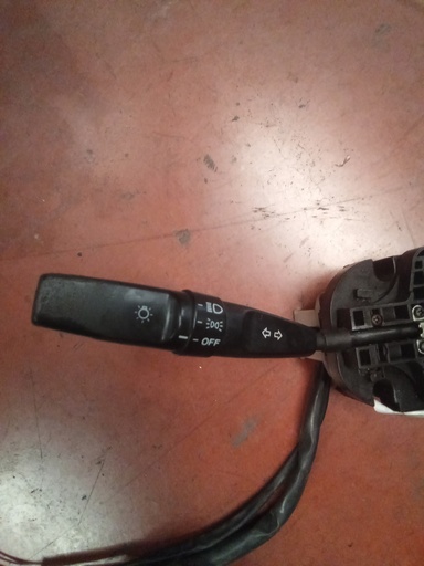 [SIN REFERENCIA] Mando de luces hyundai coupe '97