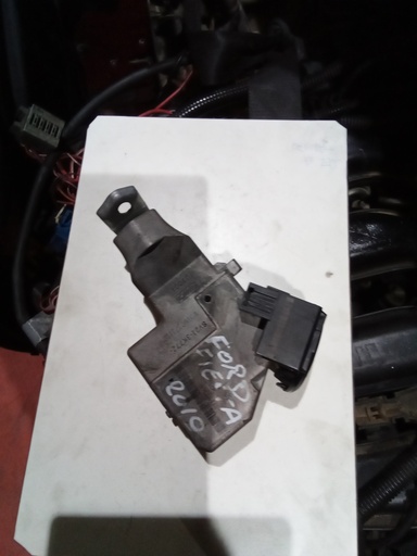 [8v213k772] Conmutador de arranque ford fiesta '10