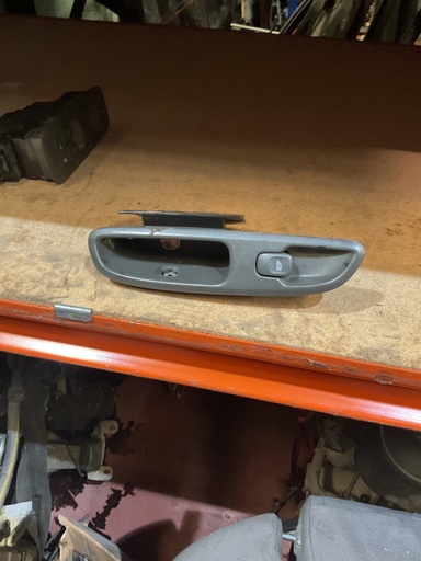 [9472275] Botonera eleva lunas derecha volvo s60 '02