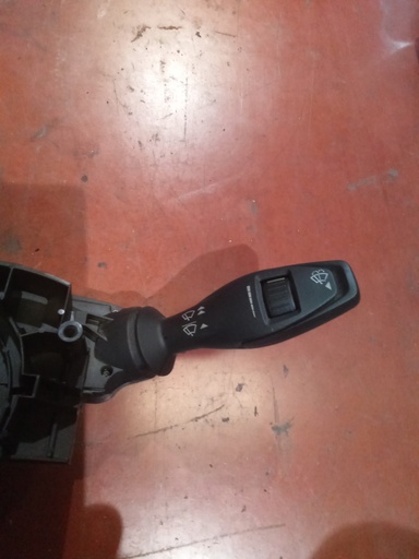 [8A6T17A553AA] Mando de limpiaparabrisas ford fiesta '10