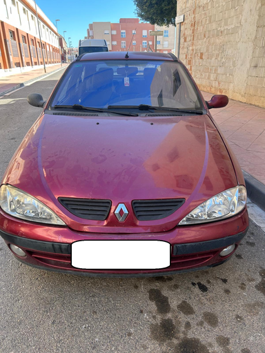 [K4JC7] 0031  RENAULT MEGANE 1.4 GASOLINA 2002